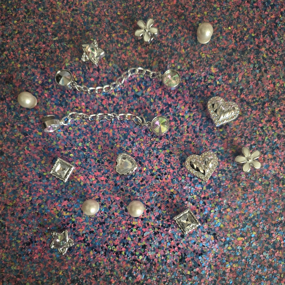 Jibbitz Shoe Charms Qty 15 - Picture 2 of 3